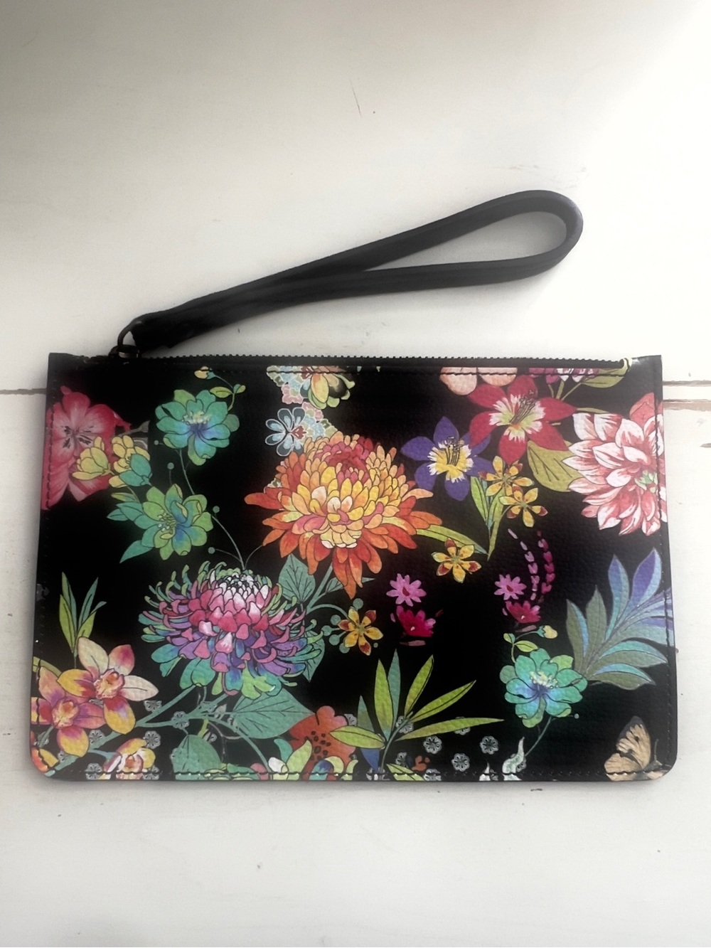 JOHNNY WAS Black Floral Leather Wristlet Clutch Bag Rare